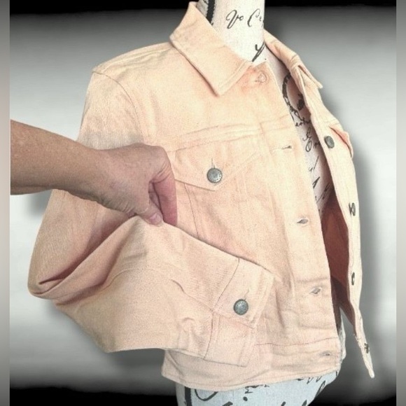 Women's Sz 6 Avec Les Filles Peach Cropped Stretch Cotton Denim Jean Jacket NWT - Picture 2 of 7